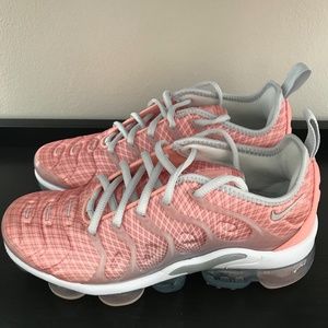 Nike Women's Air Vapormax Plus AO4550-603